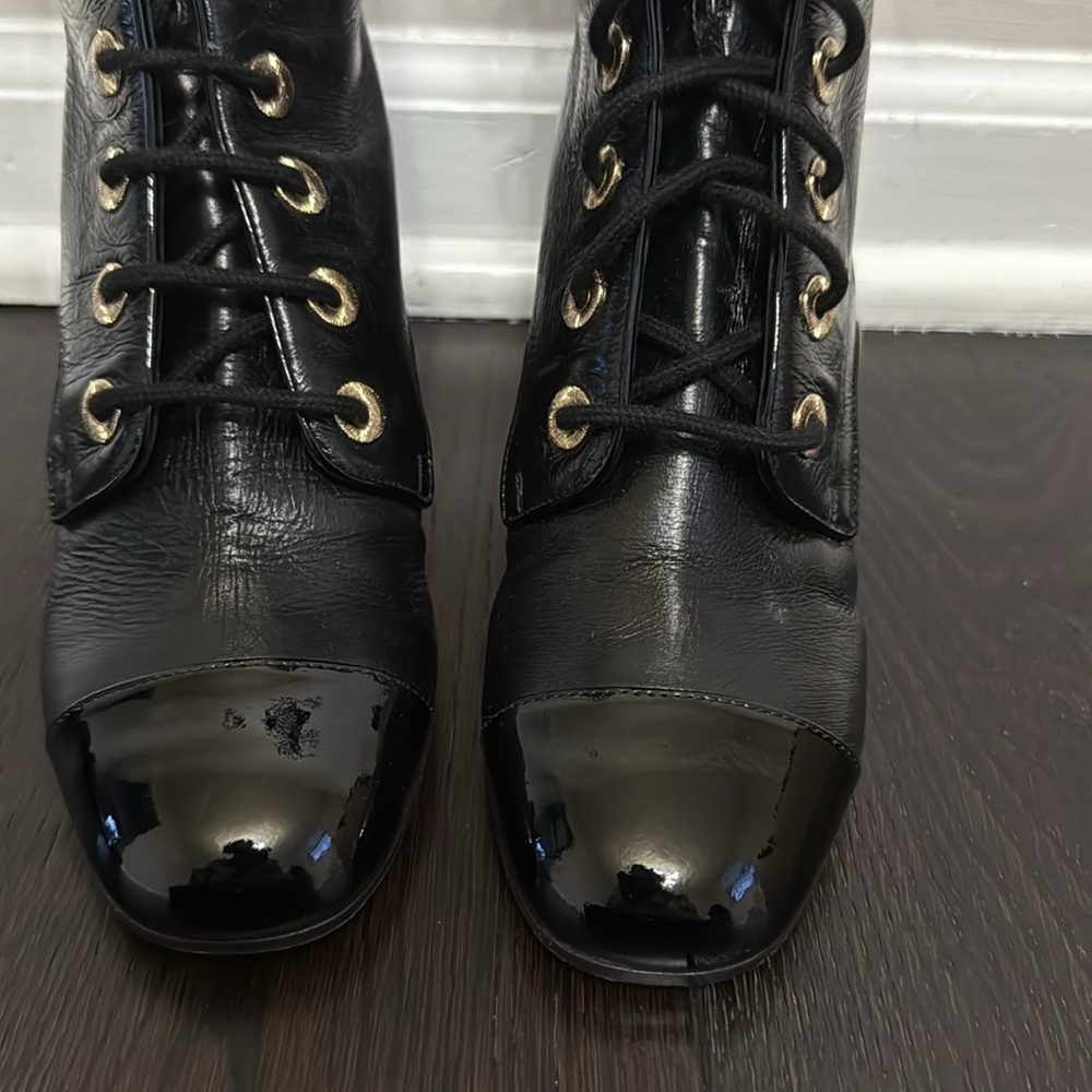 Women's Black Lace-Up Knee-High Boots - Picture 4 of 14